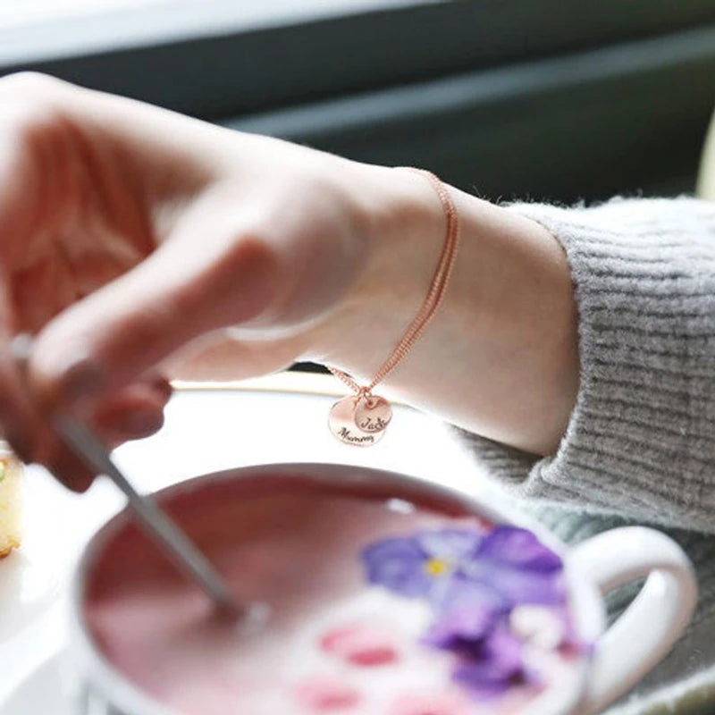 Connection bracelet