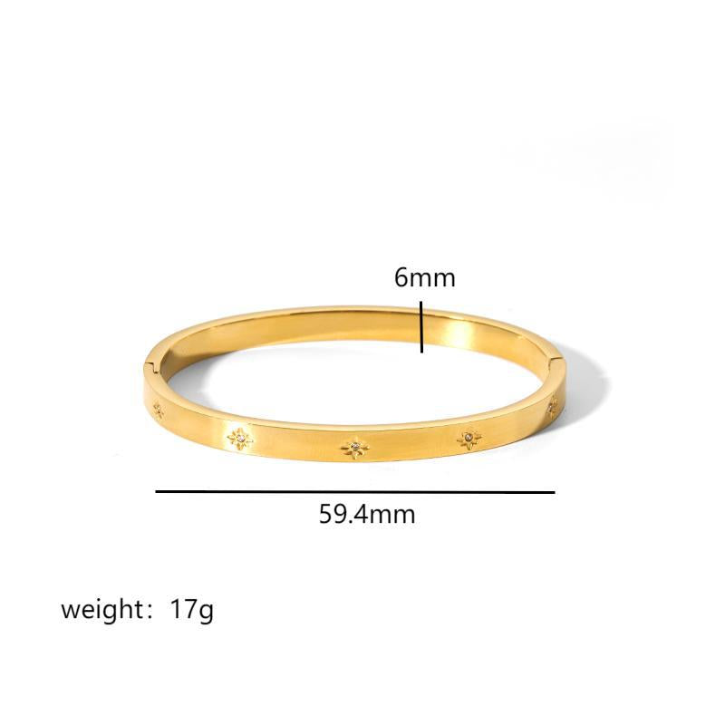 Star studded Trend Bangle