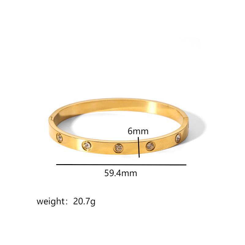 Star studded Trend Bangle