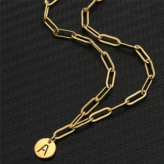 Initial pendant necklace